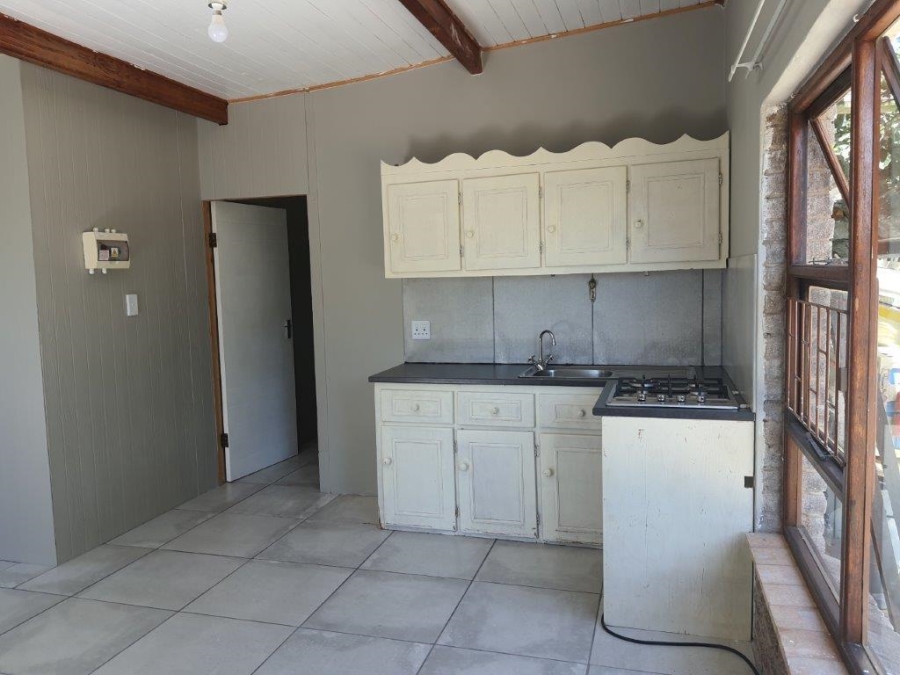 1 Bedroom Property for Sale in Theescombe Eastern Cape